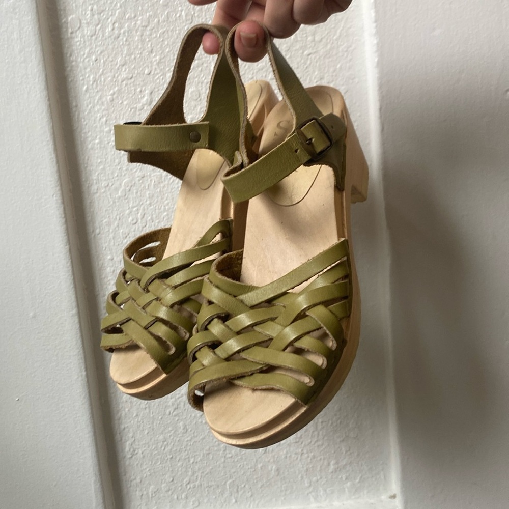 Sven clog sandals women size 5.5